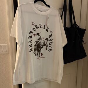 Abercrombie & Fitch White Graphic Tee